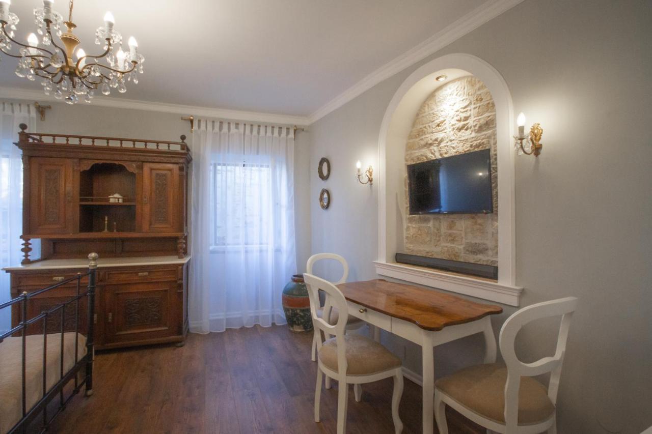 Апартаменти Casa Bachieri Ровінь Екстер'єр фото